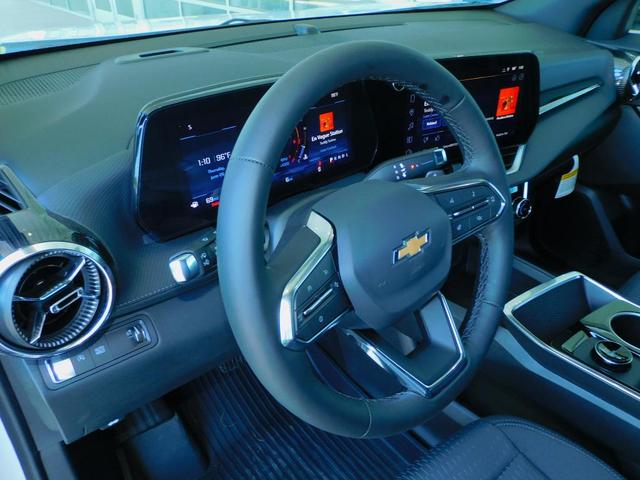 Photo of 2026 White Chevrolet Equinox