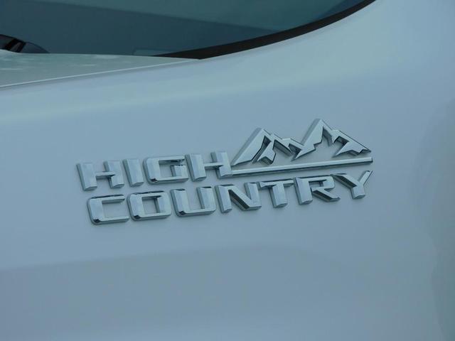 Photo of 2023 White Chevrolet Silverado 3500