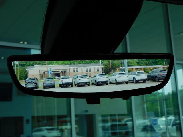 Photo of 2023 White Chevrolet Silverado 3500