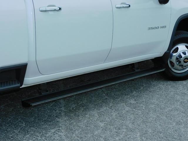 Photo of 2023 White Chevrolet Silverado 3500