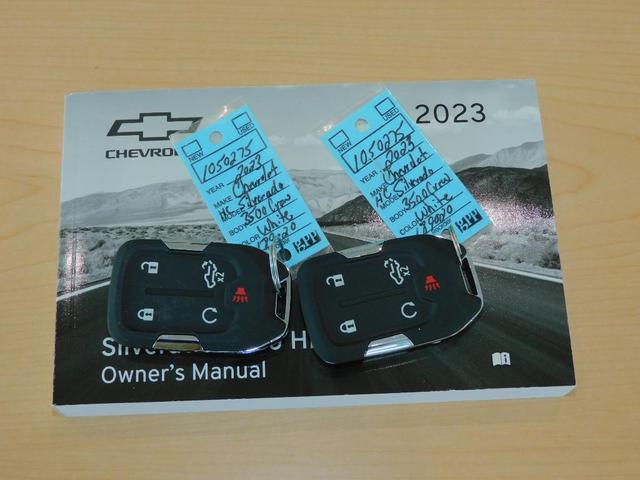 Photo of 2023 White Chevrolet Silverado 3500