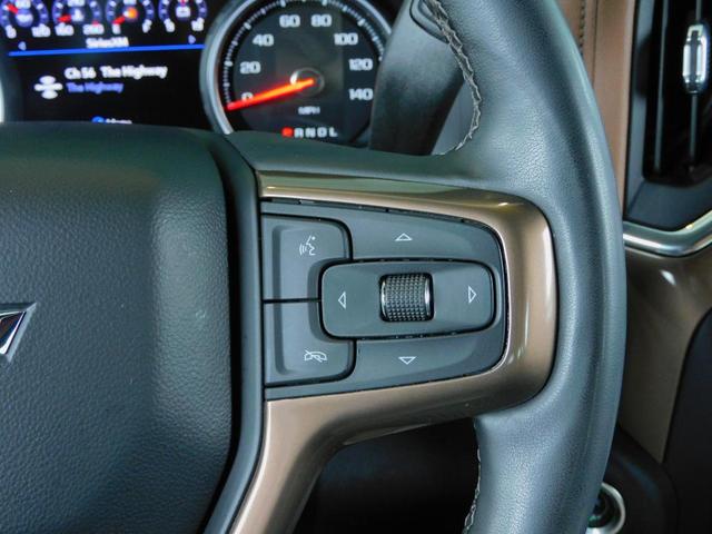 Photo of 2023 White Chevrolet Silverado 3500