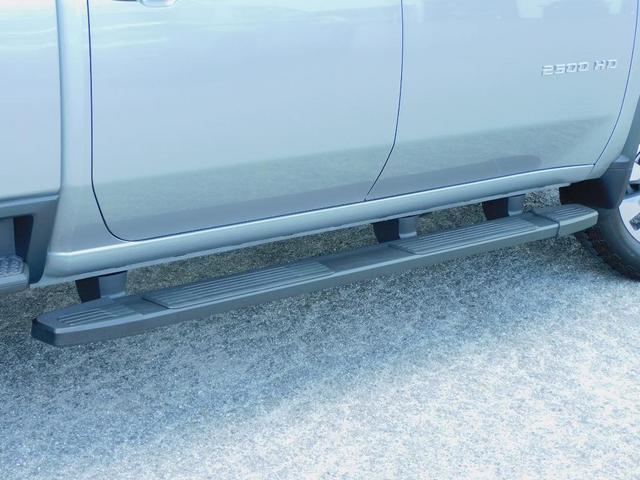 Photo of 2025 Gray Chevrolet Silverado 2500