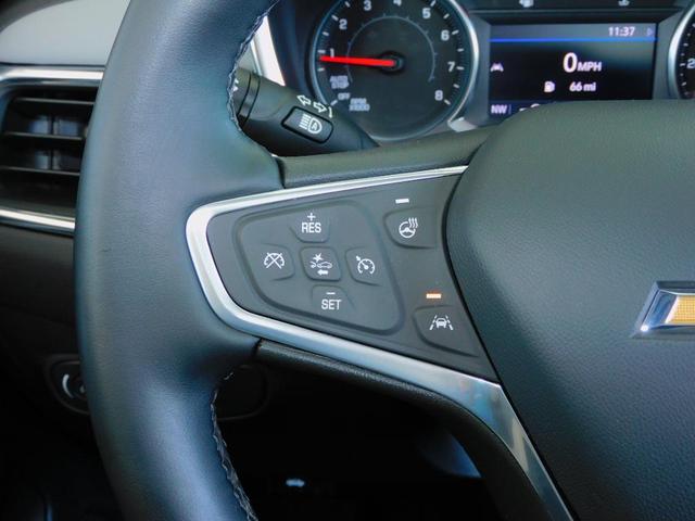 Photo of 2023 White Chevrolet Equinox