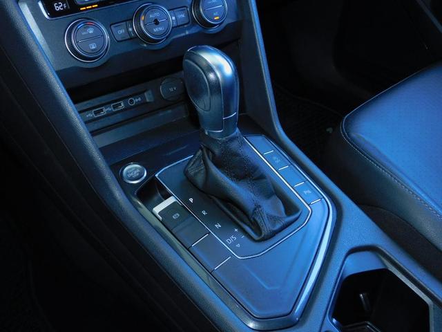 Photo of 2019 White Silver Metallic Volkswagen Tiguan