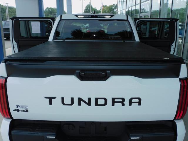 Photo of 2022 White Toyota Tundra