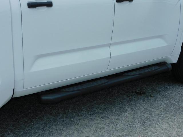 Photo of 2022 White Toyota Tundra