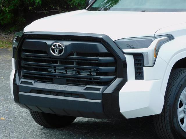 Photo of 2022 White Toyota Tundra