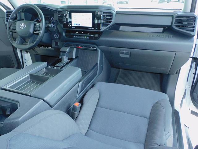 Photo of 2022 White Toyota Tundra