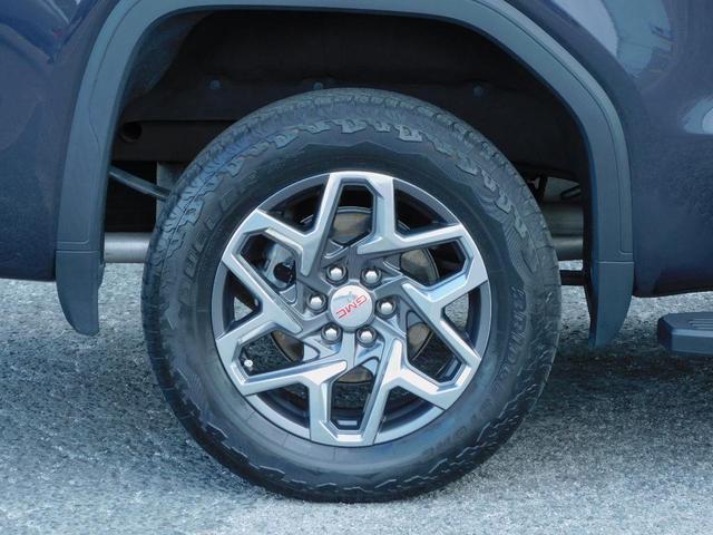Photo of 2024 Gray GMC Sierra 1500
