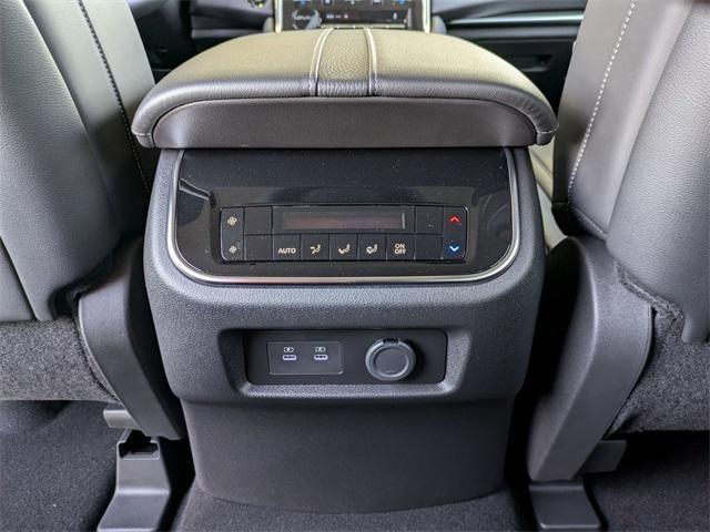 Photo of 2026 Aspen White Tricoat Nissan Armada