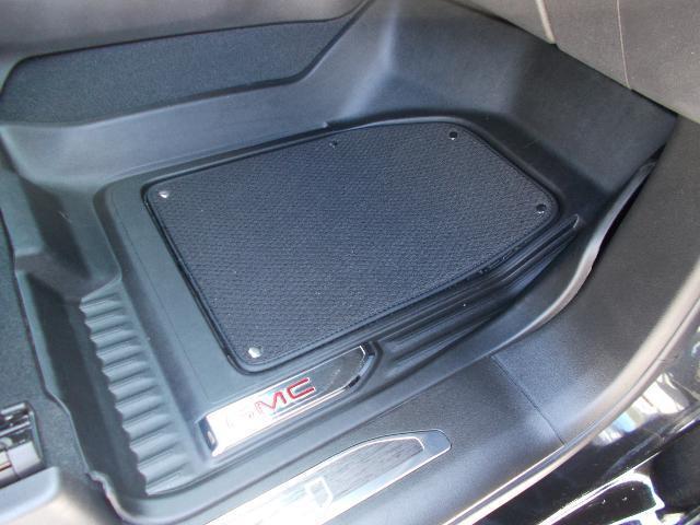 Photo of 2021 Ebony Twilight Metallic GMC Sierra 1500