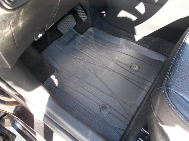 Photo of 2020 Ebony Twilight Metallic Buick Encore GX