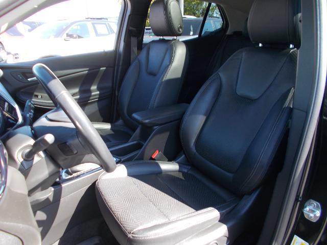 Photo of 2020 Ebony Twilight Metallic Buick Encore GX
