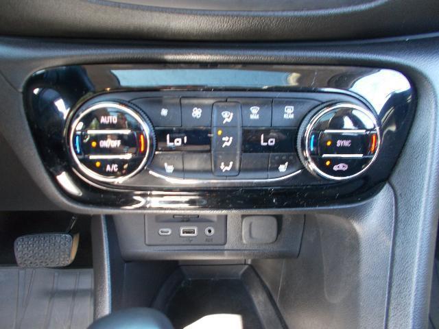 Photo of 2020 Ebony Twilight Metallic Buick Encore GX