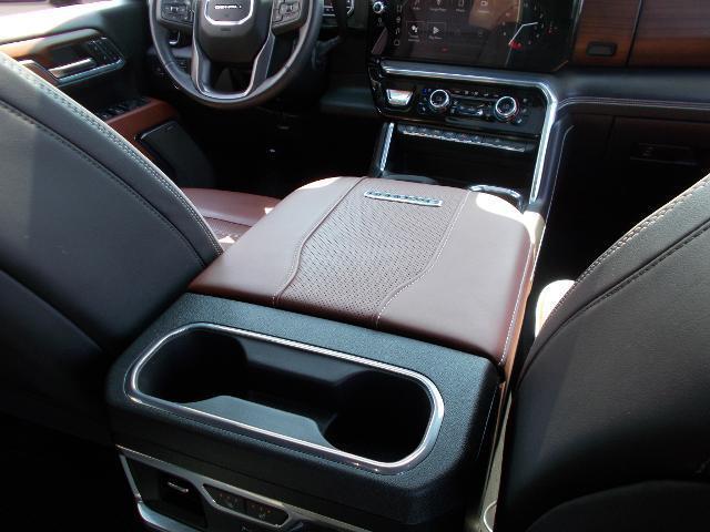 Photo of 2024 Onyx Black GMC Sierra 3500