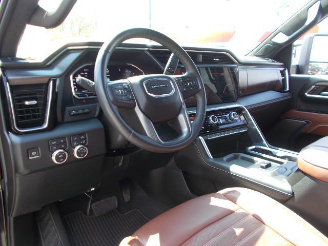 Photo of 2024 Onyx Black GMC Sierra 3500