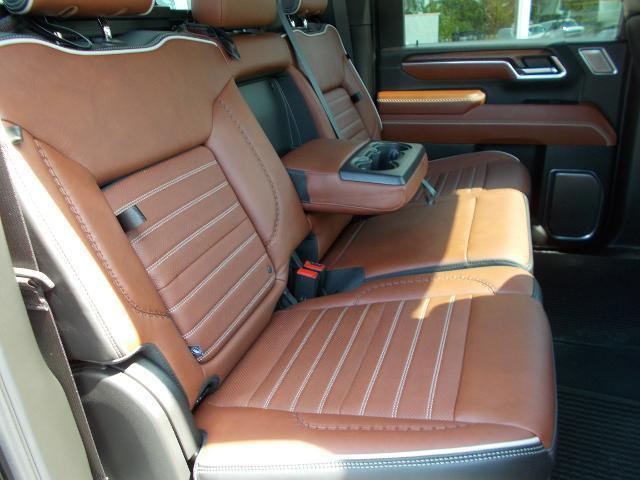 Photo of 2024 Onyx Black GMC Sierra 3500