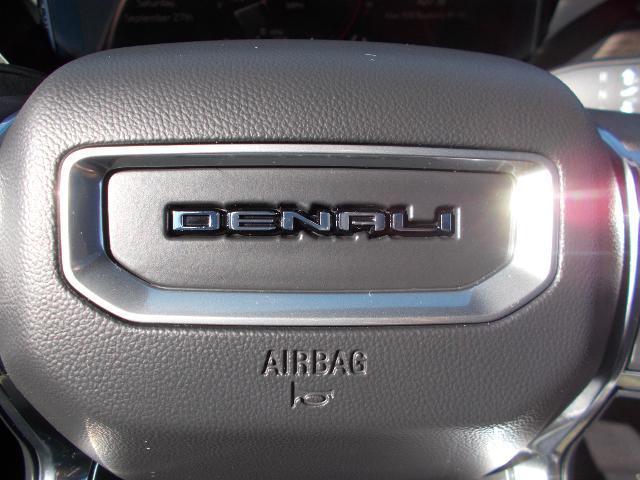Photo of 2024 White Frost Tricoat GMC Acadia