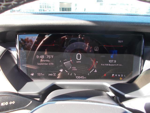 Photo of 2024 White Frost Tricoat GMC Acadia