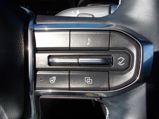 Photo of 2024 White Frost Tricoat GMC Acadia