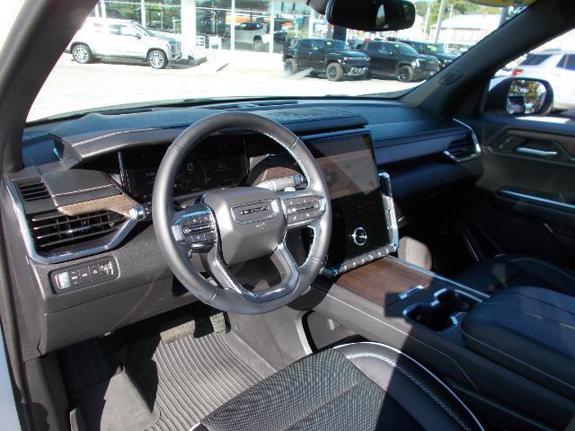 Photo of 2024 White Frost Tricoat GMC Acadia