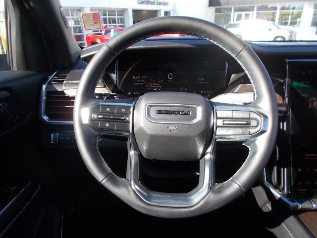 Photo of 2024 White Frost Tricoat GMC Acadia
