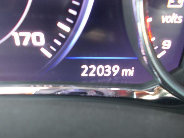 Photo of 2022 White Frost Tricoat GMC Terrain