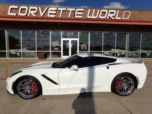 Photo of 2018 Arctic White Chevrolet Corvette