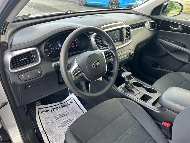 Photo of 2020 Sparkling Silver Kia Sorento