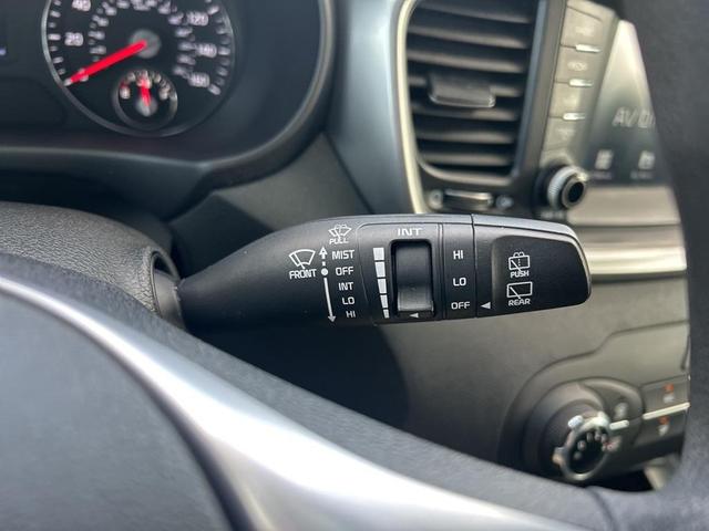 Photo of 2020 Sparkling Silver Kia Sorento