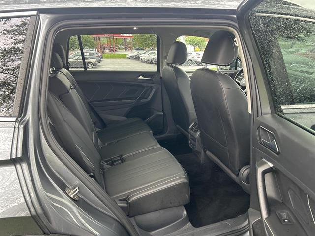 Photo of 2022 Platinum Gray Metallic Volkswagen Tiguan