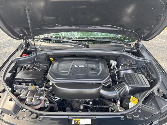 Photo of 2017 Granite Crystal Metallic Clearcoat Jeep Grand Cherokee