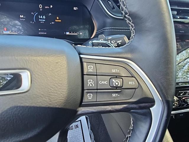 Photo of 2021 Silver Zynith Jeep Grand Cherokee L