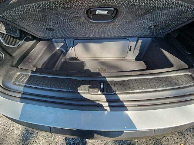 Photo of 2021 Silver Zynith Jeep Grand Cherokee L