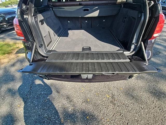 Photo of 2018 Carbon Black Metallic BMW X5