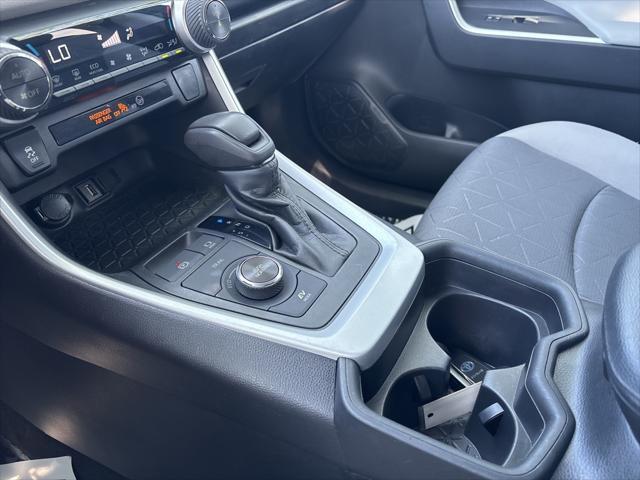 Photo of 2021 Midnight Black Metallic Toyota RAV4 Hybrid
