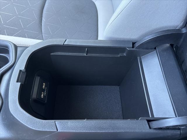 Photo of 2021 Midnight Black Metallic Toyota RAV4 Hybrid