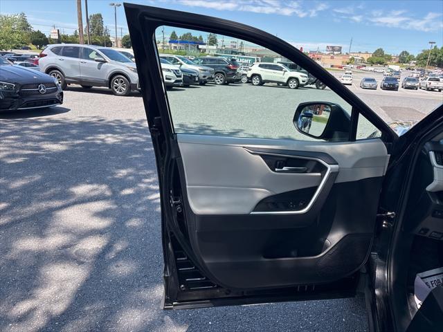 Photo of 2021 Midnight Black Metallic Toyota RAV4 Hybrid