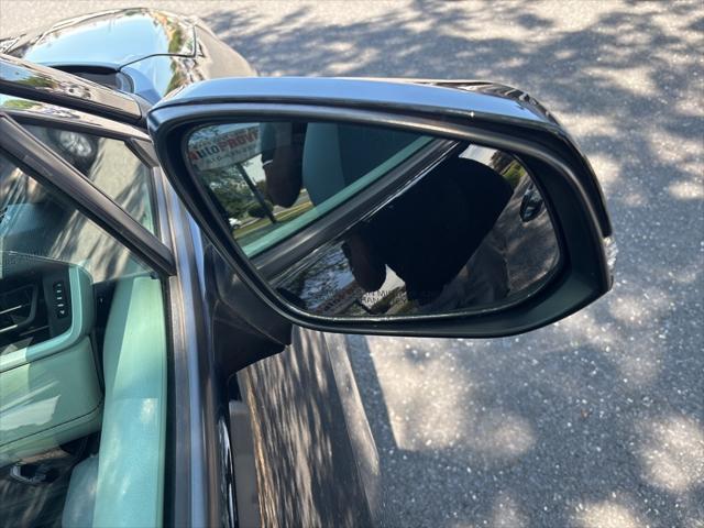 Photo of 2021 Midnight Black Metallic Toyota RAV4 Hybrid