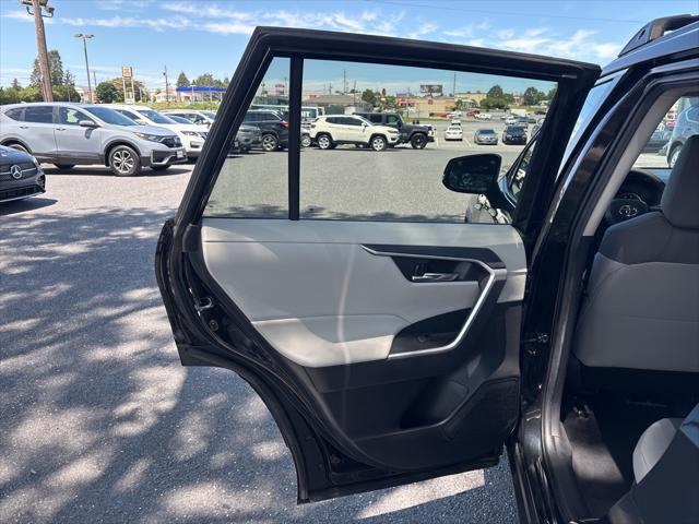 Photo of 2021 Midnight Black Metallic Toyota RAV4 Hybrid