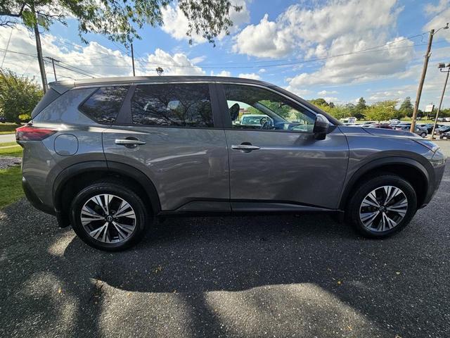 Photo of 2023 Gun Metallic Nissan Rogue