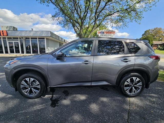 Photo of 2023 Gun Metallic Nissan Rogue