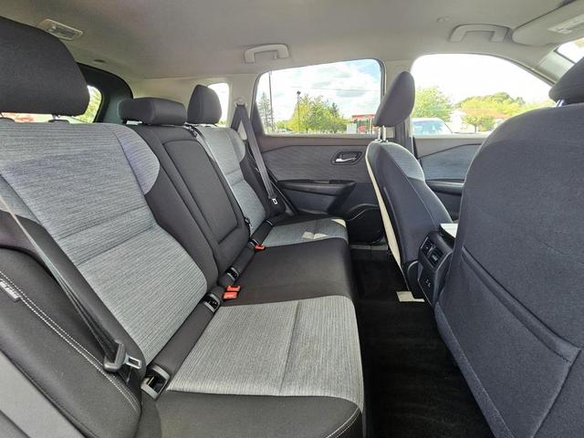 Photo of 2023 Gun Metallic Nissan Rogue