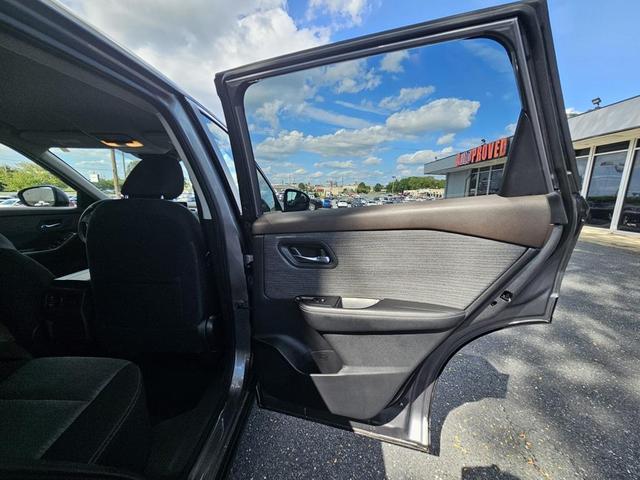 Photo of 2023 Gun Metallic Nissan Rogue