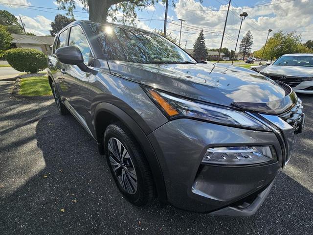 Photo of 2023 Gun Metallic Nissan Rogue