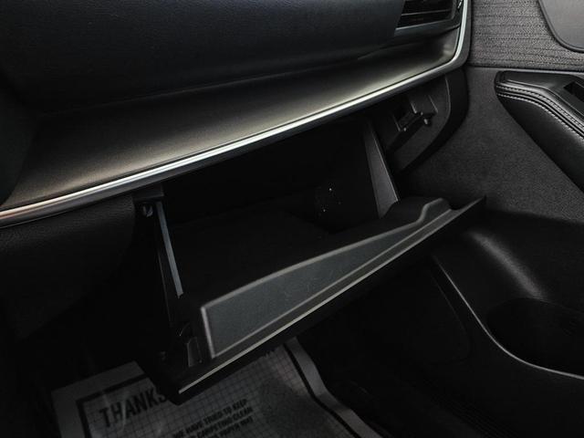 Photo of 2023 Gun Metallic Nissan Rogue