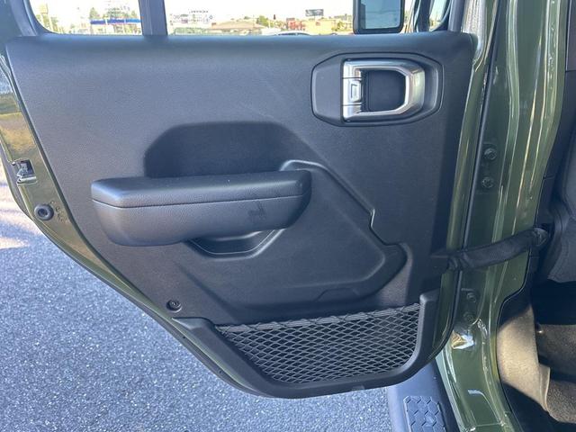 Photo of 2021 Sarge Green Clearcoat Jeep Wrangler Unlimited
