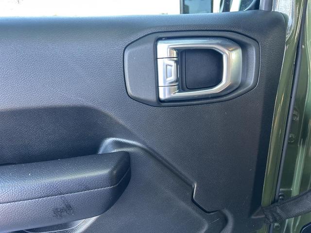 Photo of 2021 Sarge Green Clearcoat Jeep Wrangler Unlimited