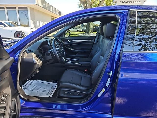 Photo of 2021 Still Night Pearl Honda Accord